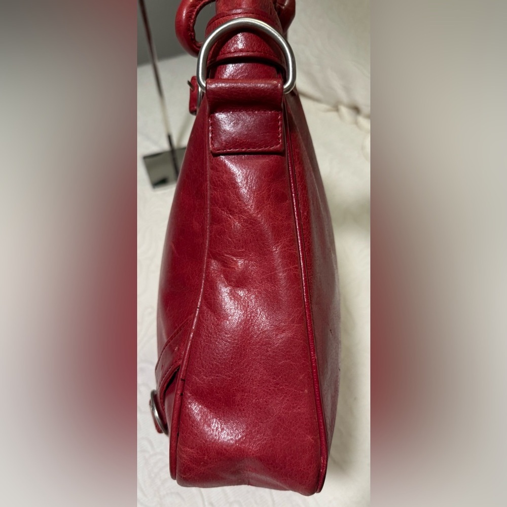 Gently Used LATICO Red Leather Handbag - Picture 5 of 7